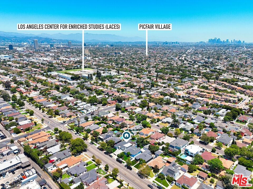 Crescent Heights photo 54