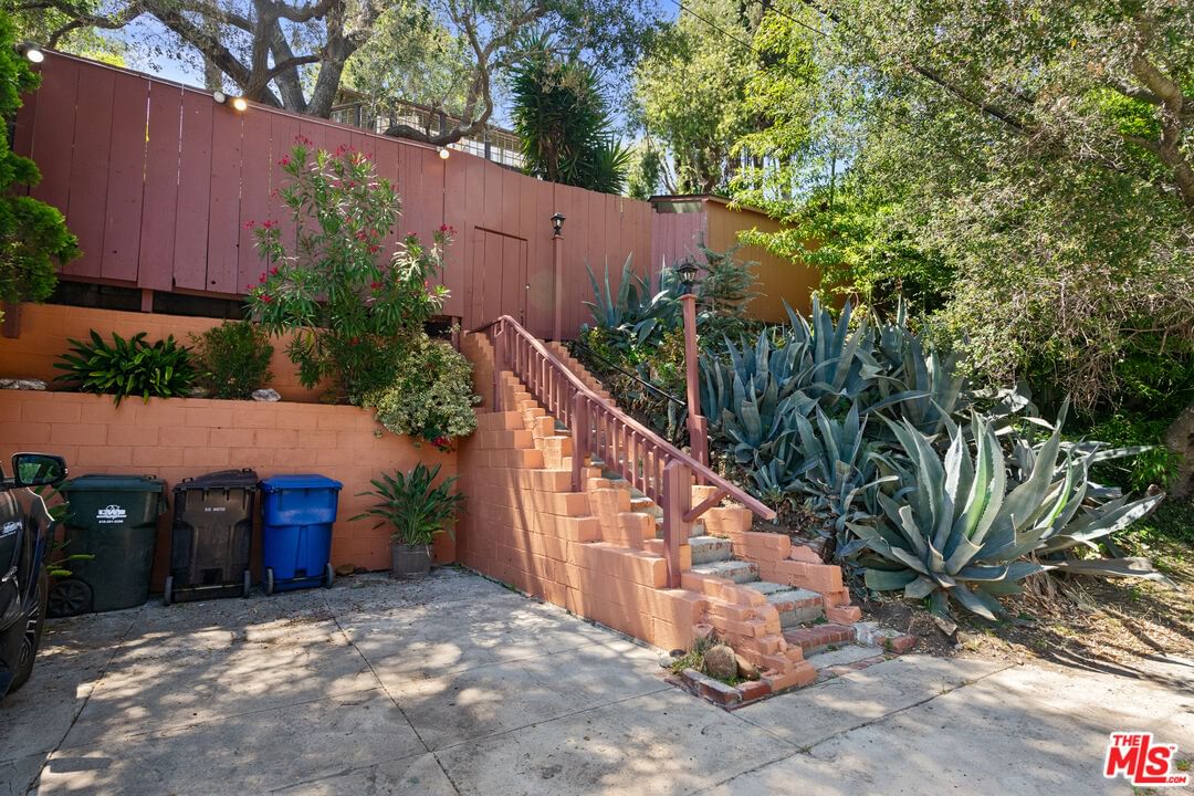 Topanga Canyon photo 29