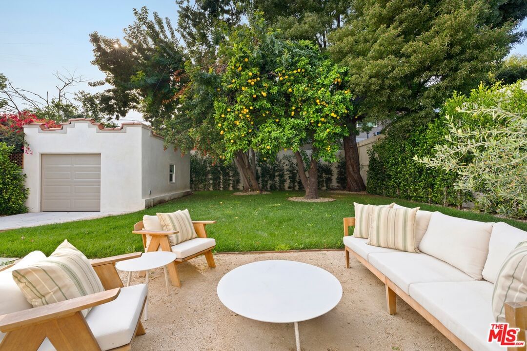 Orange Grove photo 22