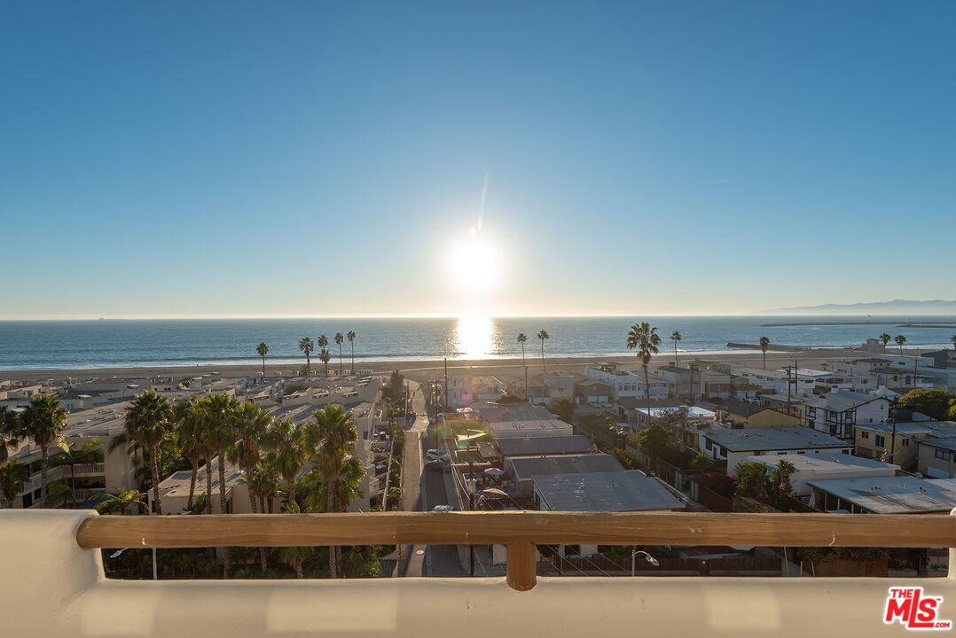 Vista Del Mar photo 19