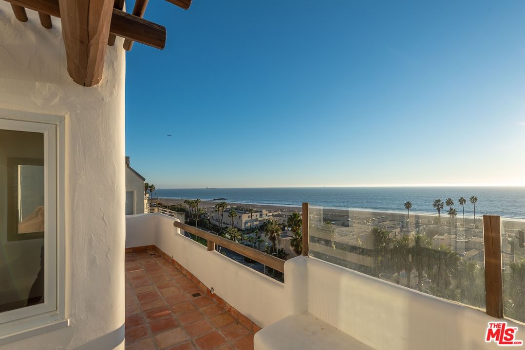 Vista Del Mar photo 20