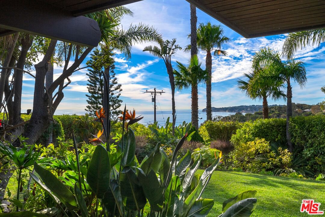 Sea Vista photo 23