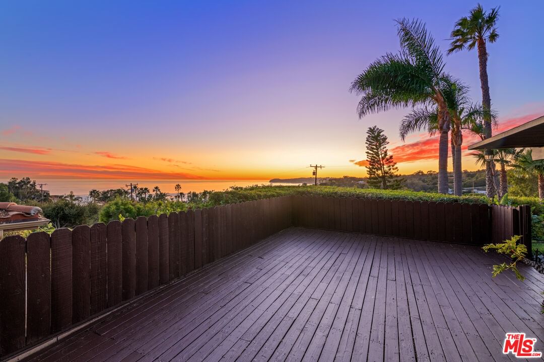 Sea Vista photo 37