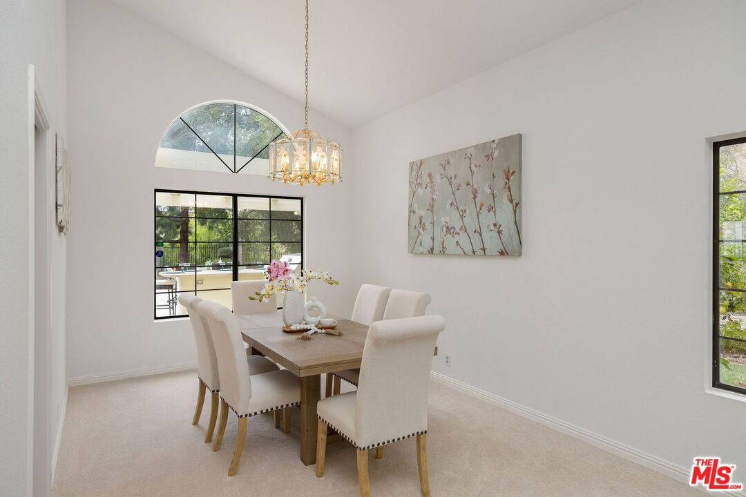 Whitechapel photo 13