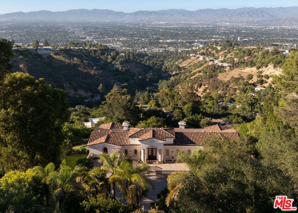Mulholland photo 2