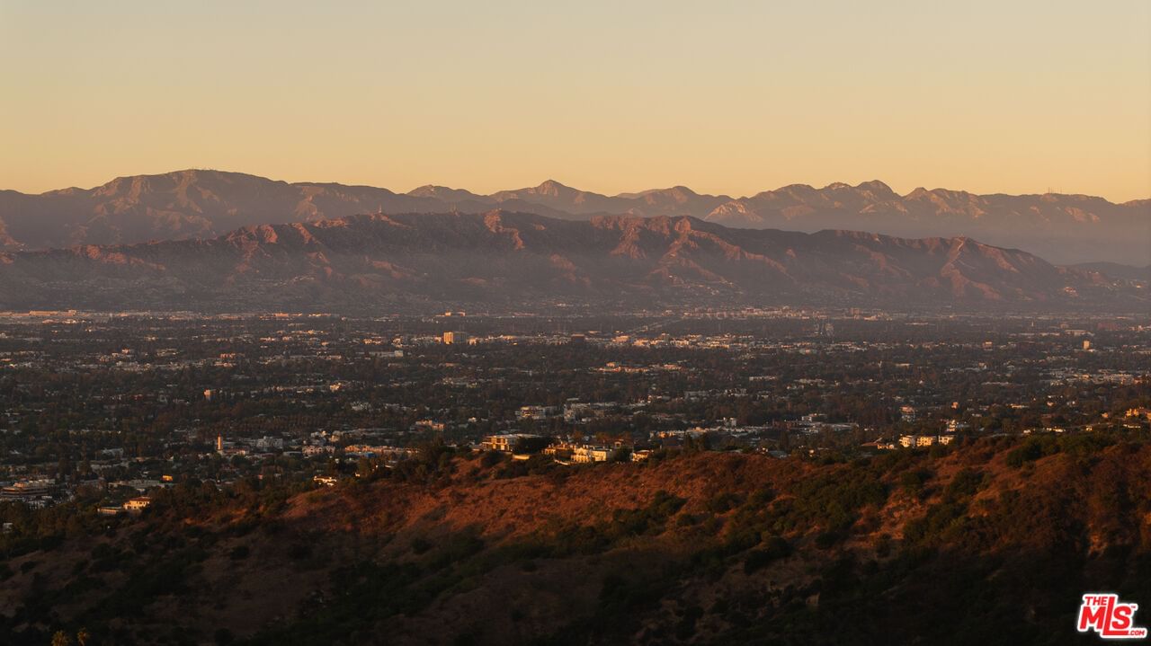 Mulholland photo 27