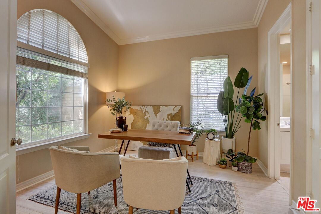 Erin photo 5