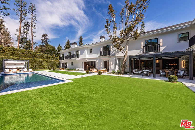 927 Whittier Dr