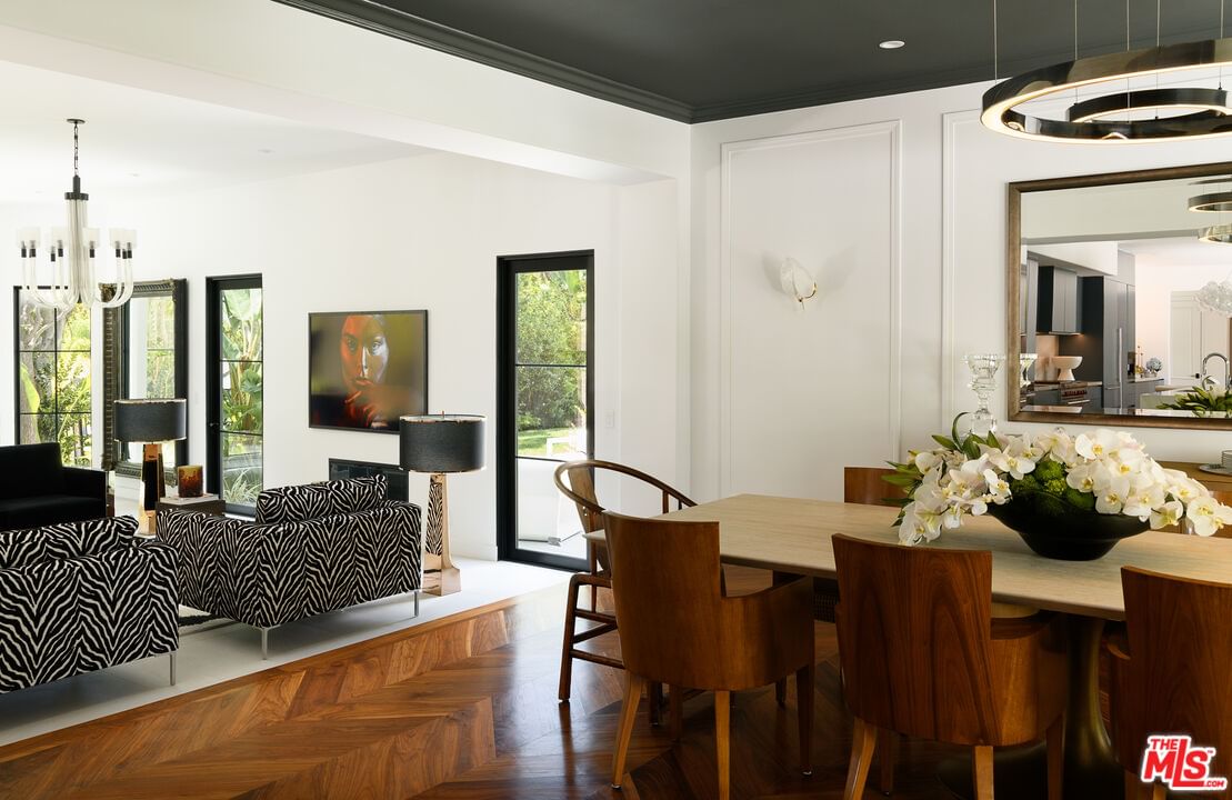 Parkway Calabasas photo 12