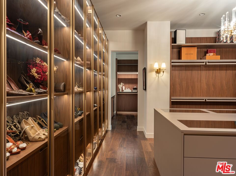 Parkway Calabasas photo 43