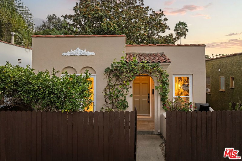 3324 Berkeley Ave