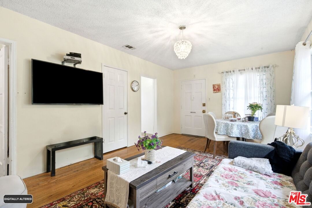 Glenoaks photo 10