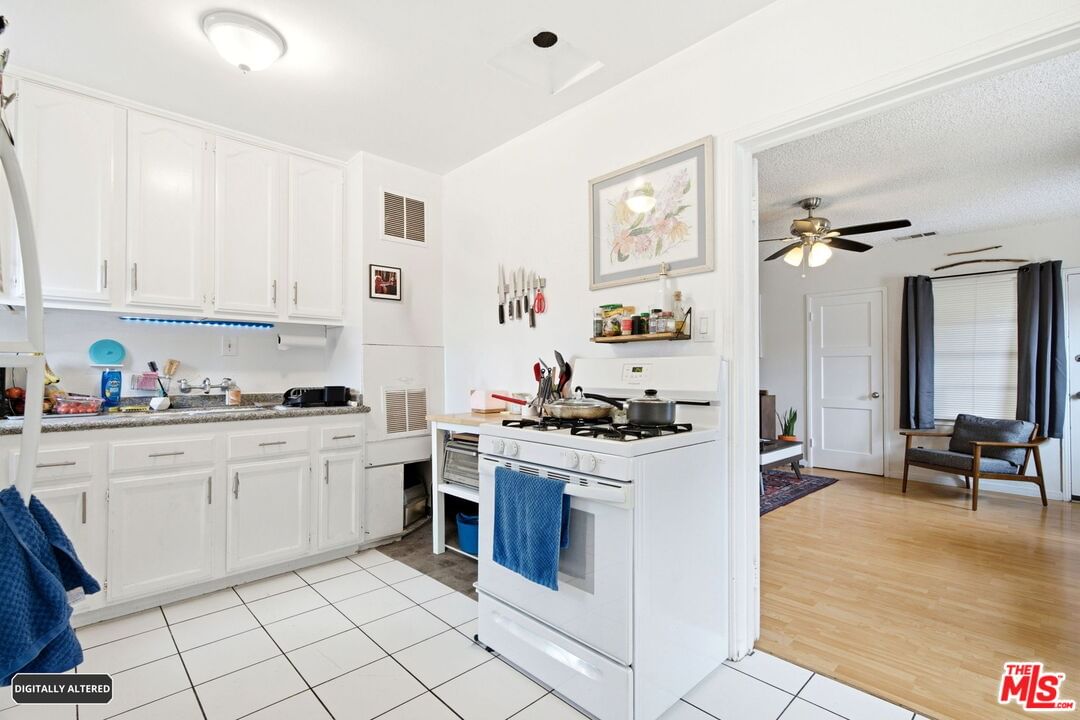 Glenoaks photo 32