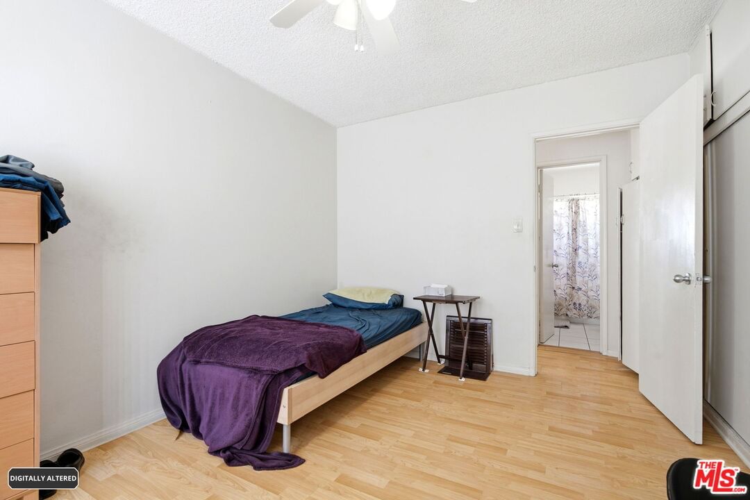 Glenoaks photo 50