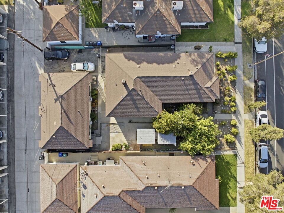 Glenoaks photo 66