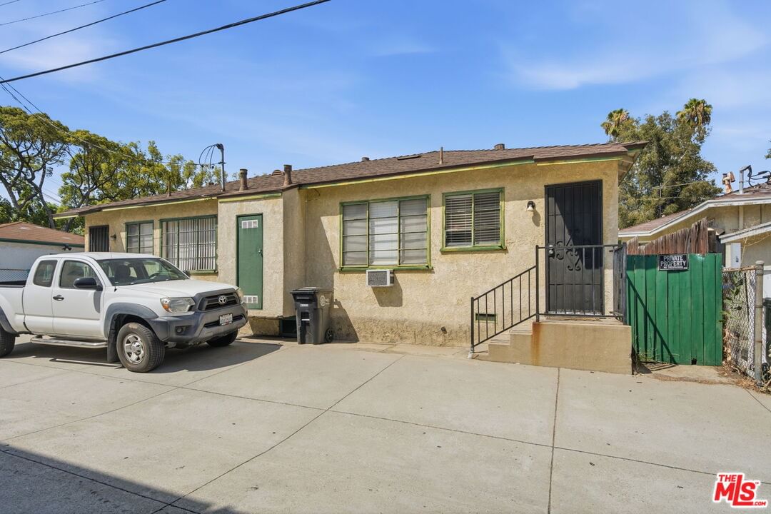 Glenoaks photo 69