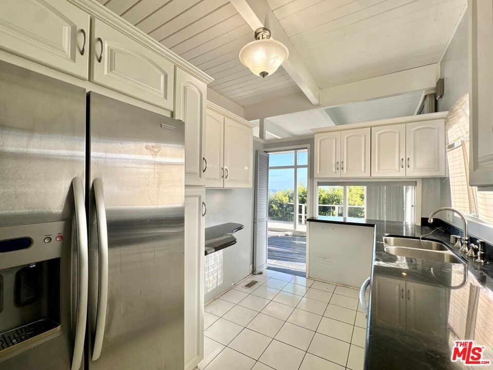Palos Verdes photo 37