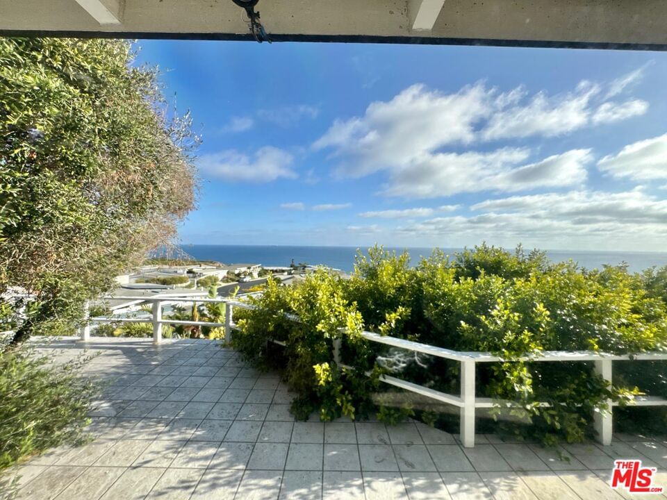 Palos Verdes photo 40
