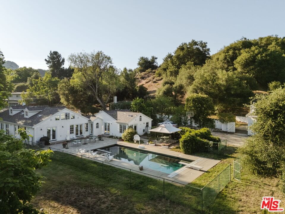Bonnell photo 2