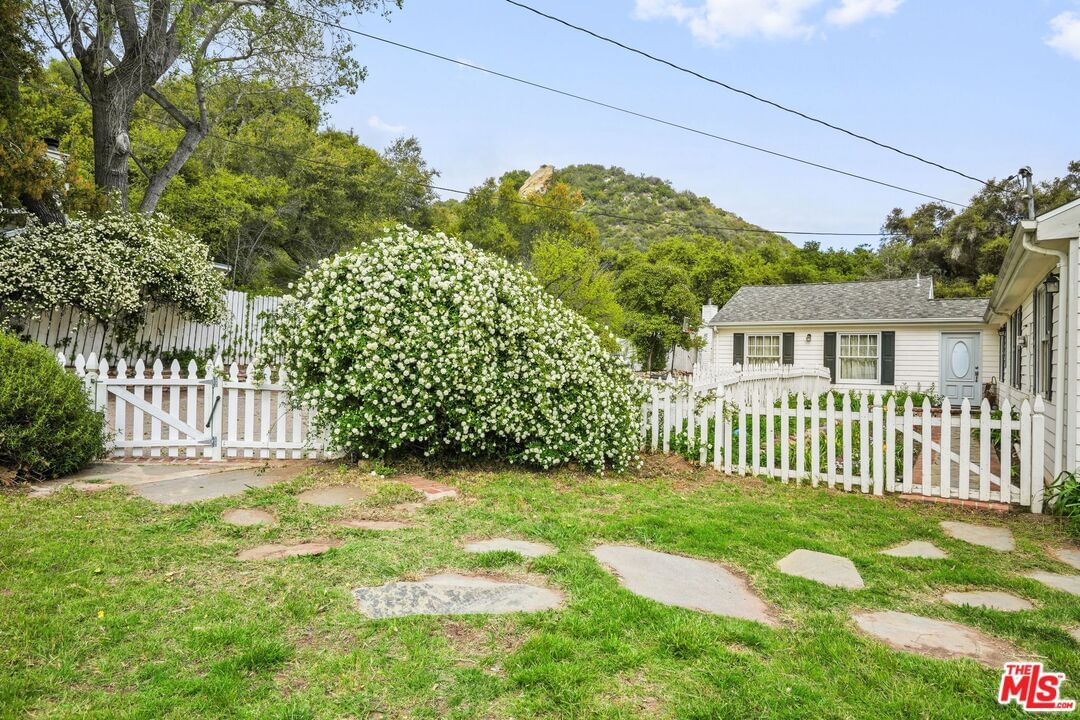 Bonnell photo 9