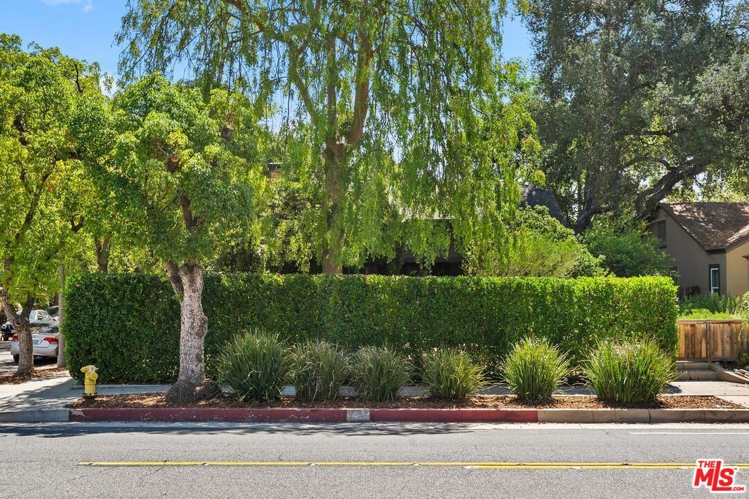 Los Robles photo 40