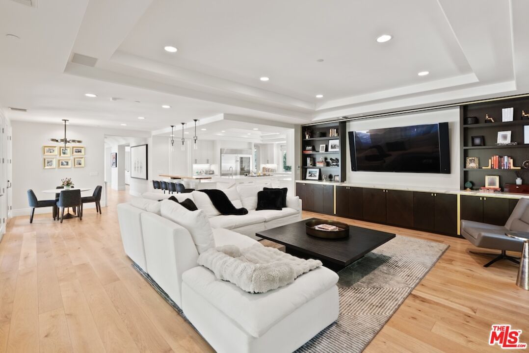 Park South photo 32