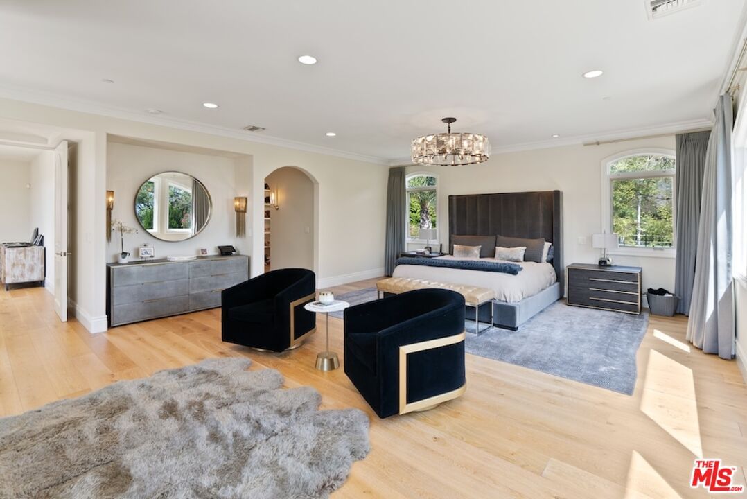 Park South photo 41