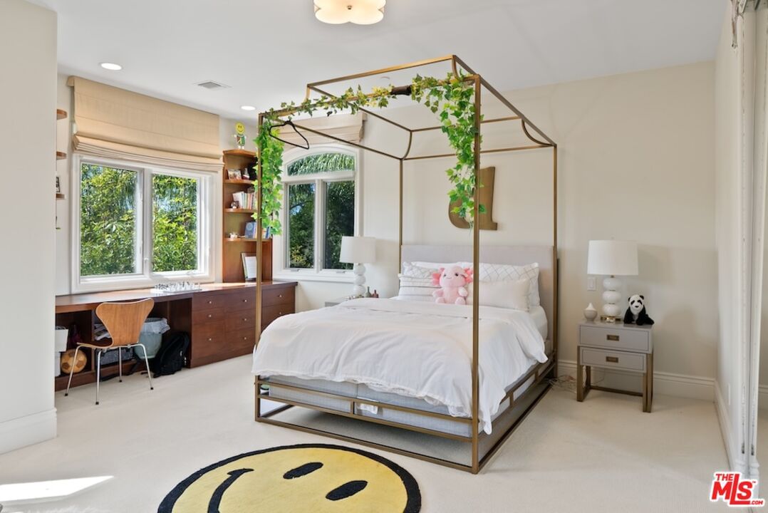 Park South photo 57