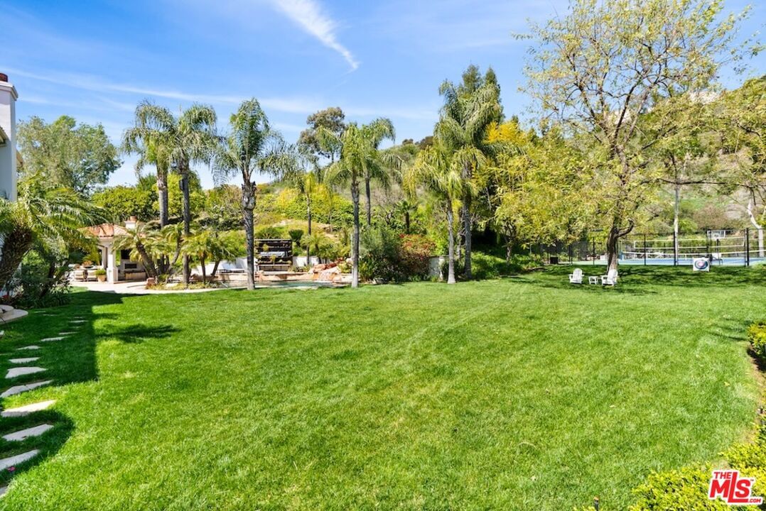 Park South photo 61