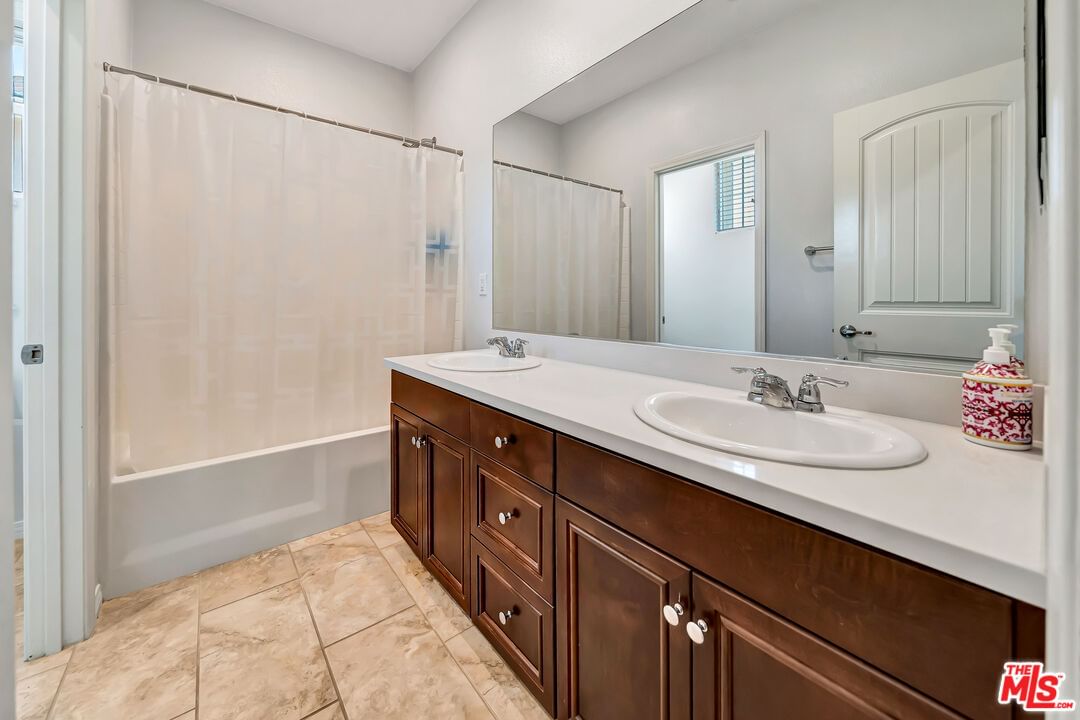 Verdugo photo 42
