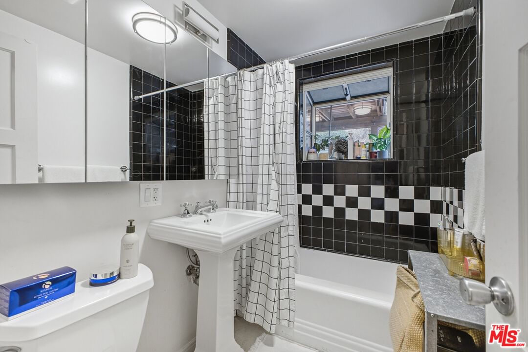 Glen Oak photo 44