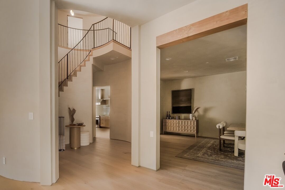 Curson photo 9