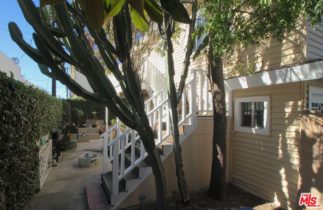 83rd photo 25