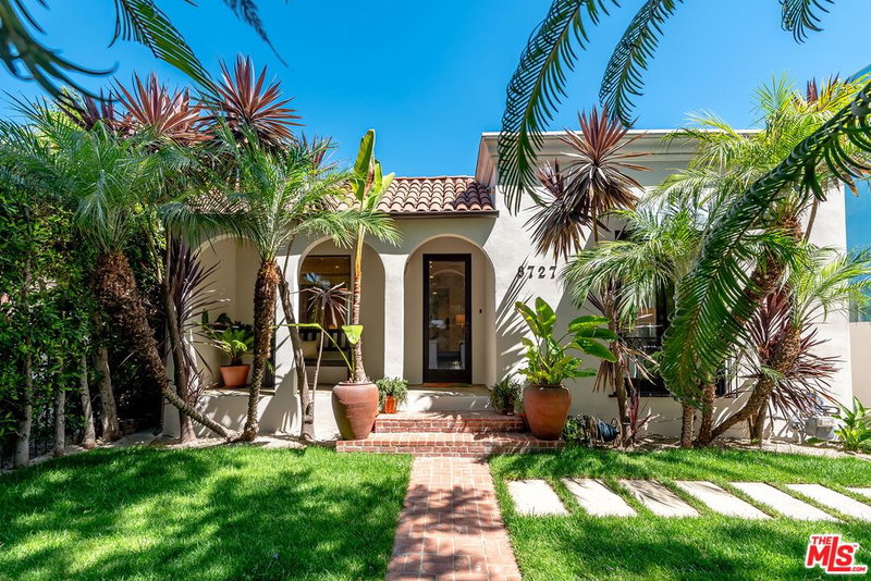 8727 Bonner Dr