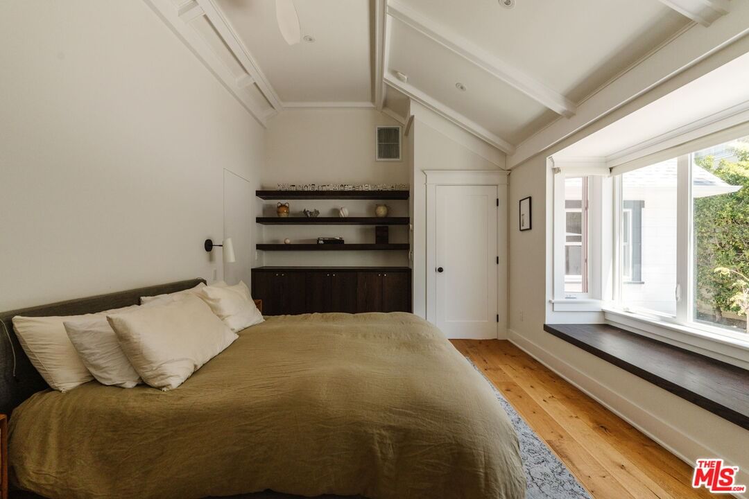 Curson photo 26