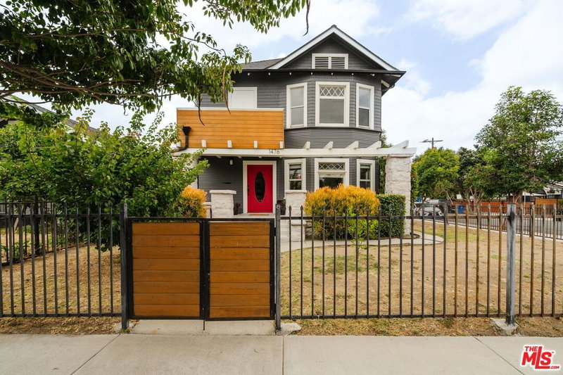 1476 37th Dr