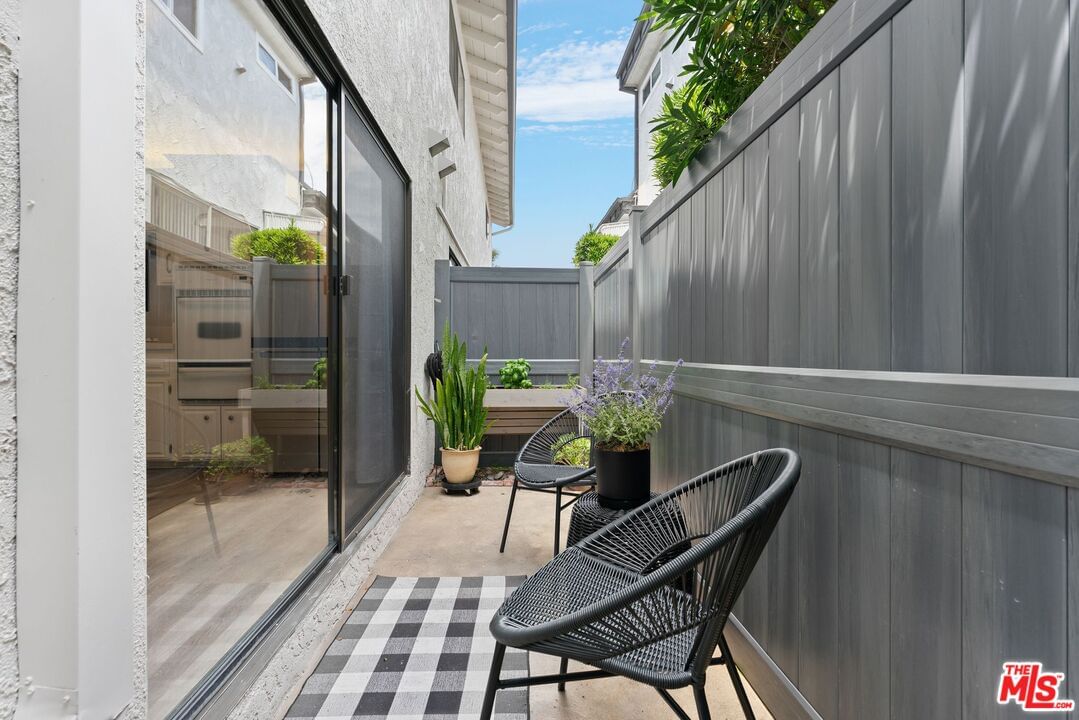 Manhattan Beach photo 15