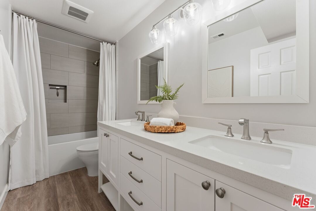 Manhattan Beach photo 23