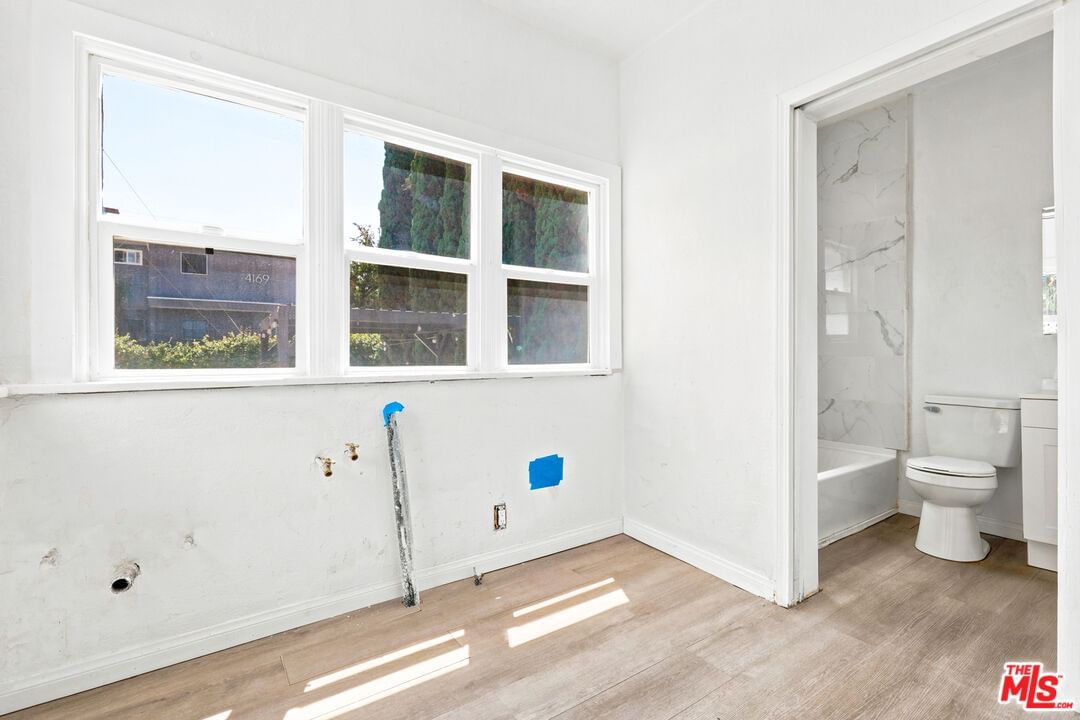 Van Ness photo 14