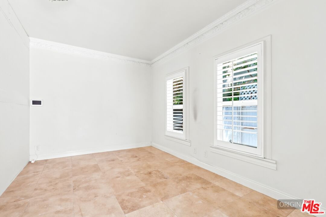 Van Ness photo 22