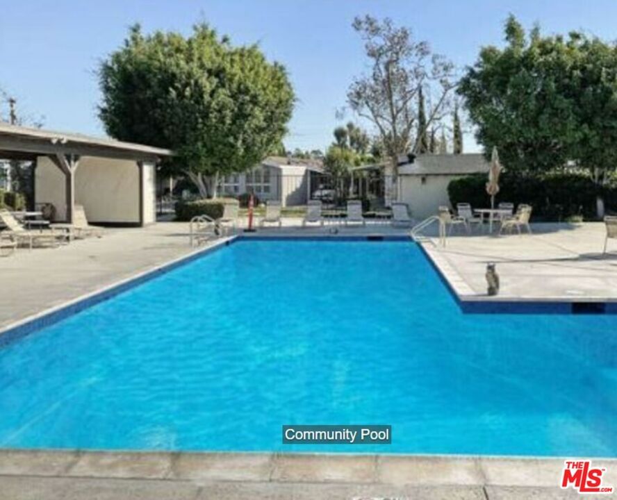 Avalon photo 11