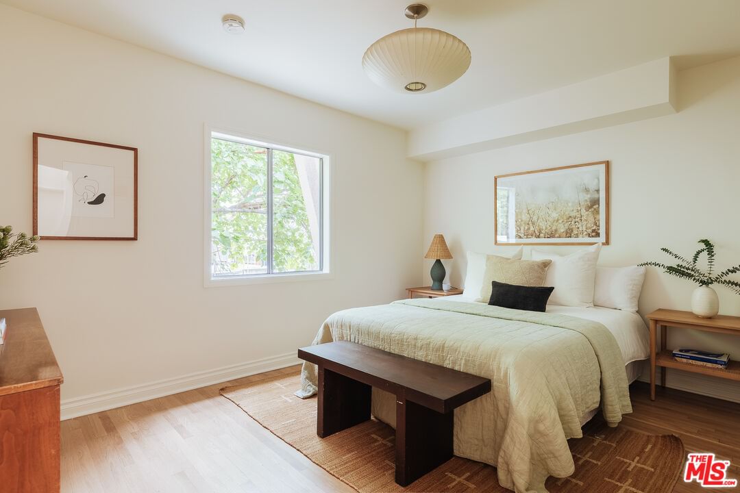 Avenue 37 photo 19