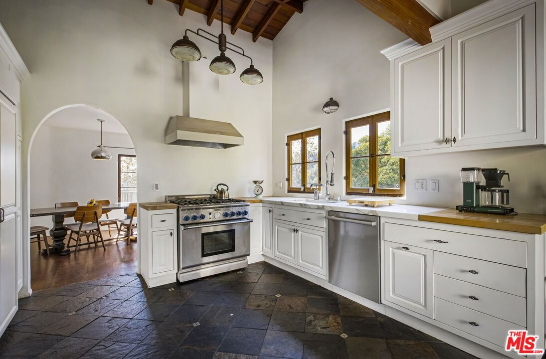 Westshire photo 15