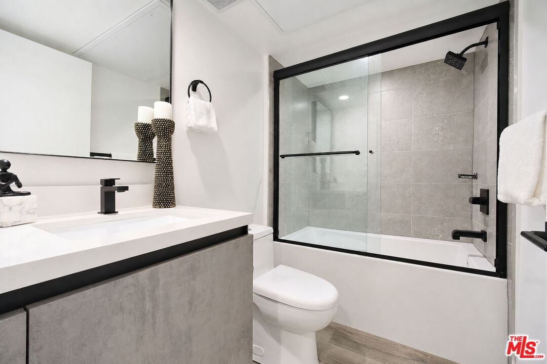 Colfax Meadow photo 27