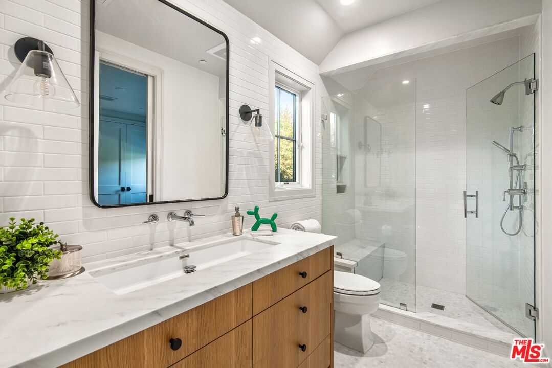 Bellaire photo 20