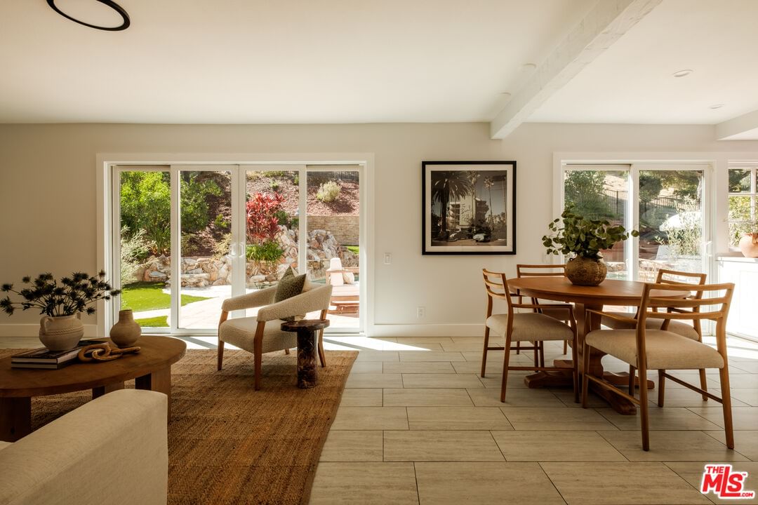 Kelmscott photo 13