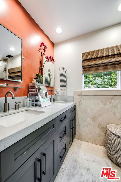 Bellflower photo 44