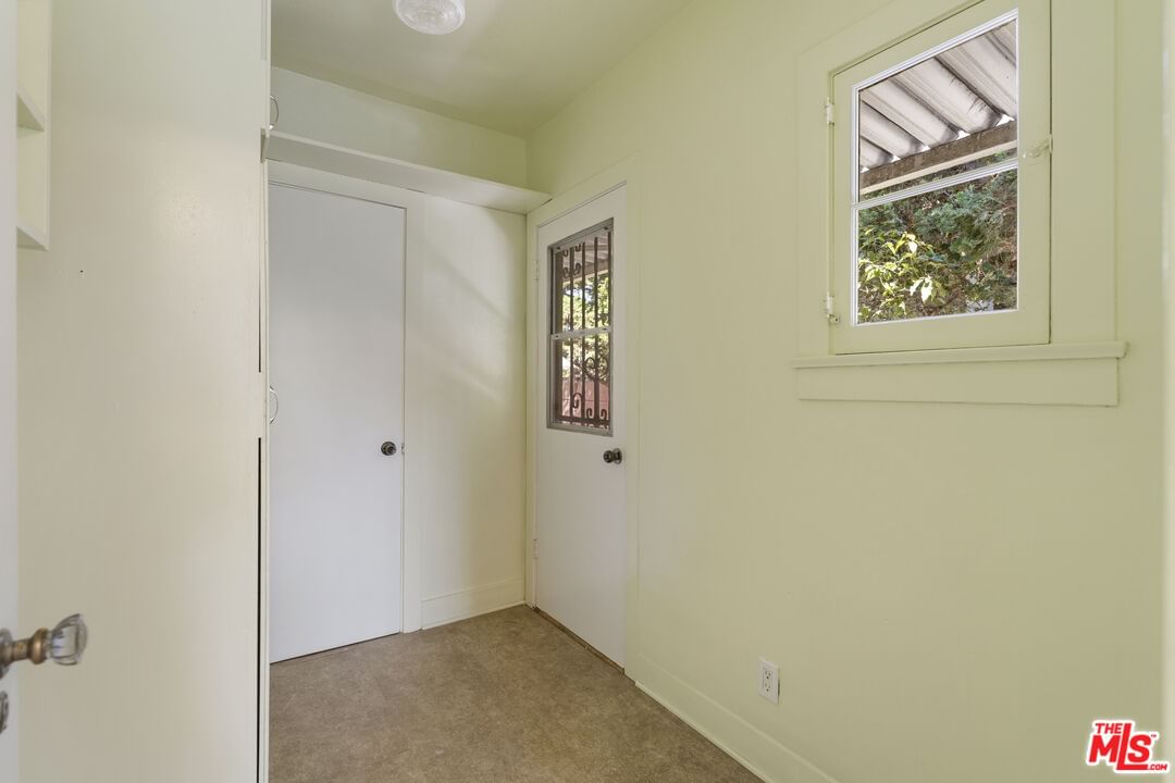 Irving photo 27