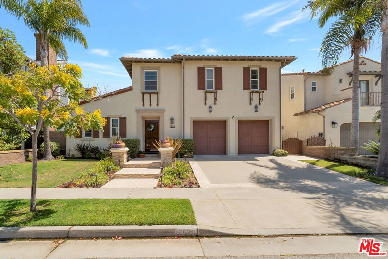 7529 Coastal View Dr