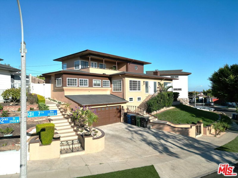10212 7th Ave